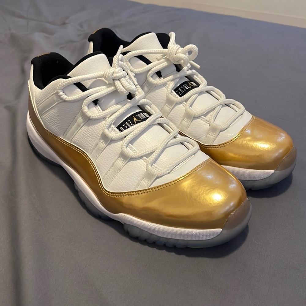 Jordan 11 lows retro “closing ceremony” men’s size 11